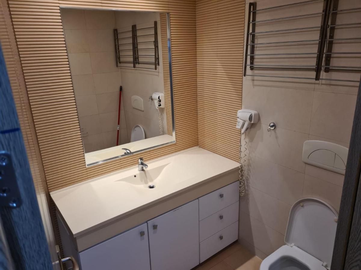 Rin Grand Regim Hotelier Букурещ Екстериор снимка